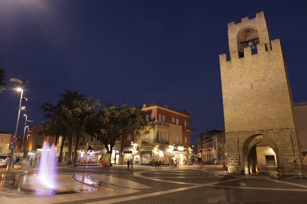 Hotel Mistral Oristano Exterior photo